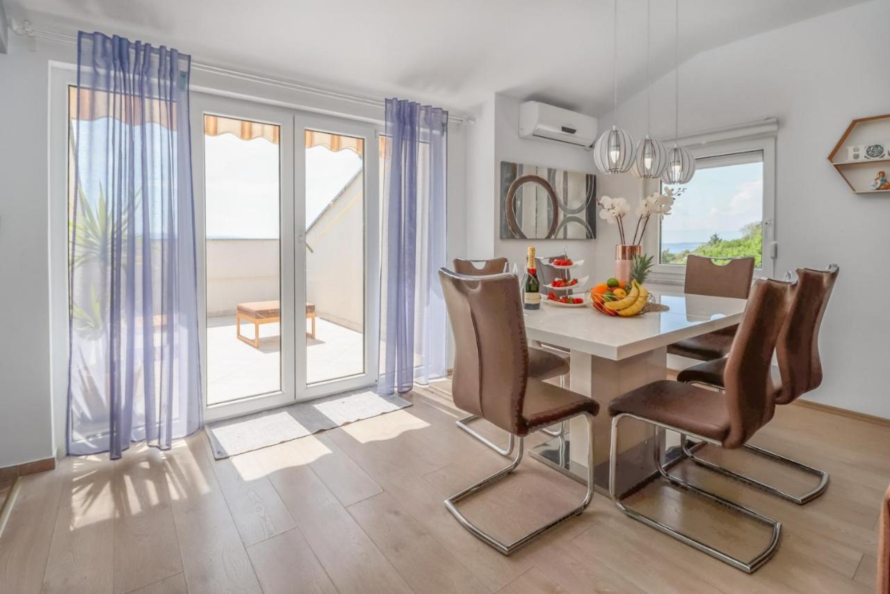 Ferienwohnung Family Crikvenica Exterior foto