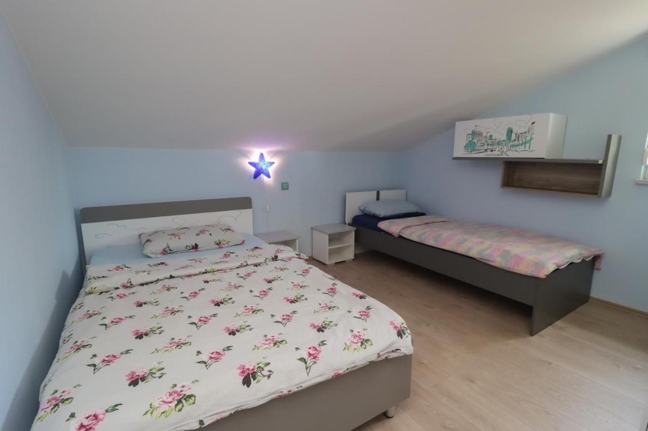 Ferienwohnung Family Crikvenica Exterior foto